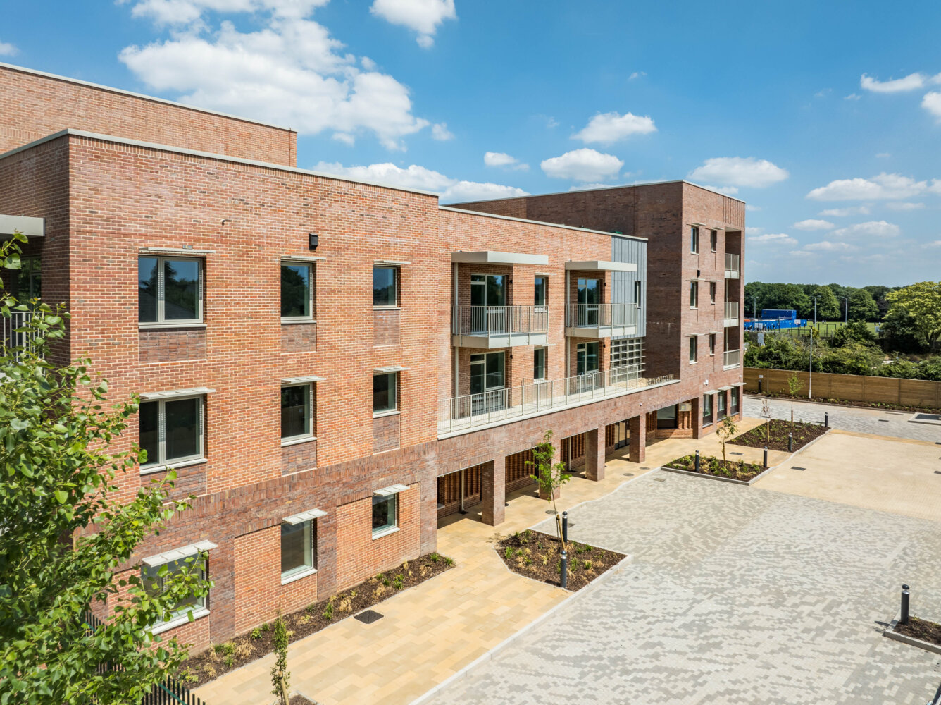 Side view of Reardon Court