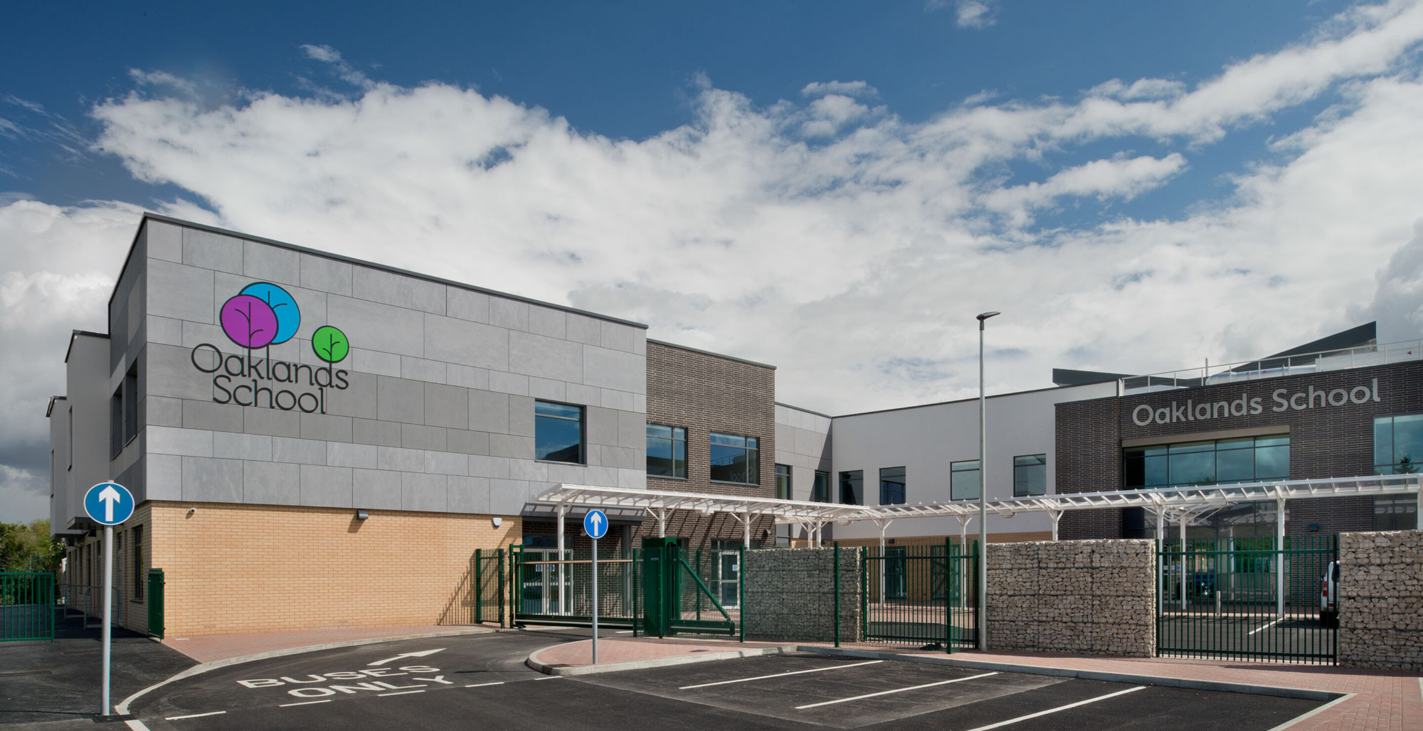 External of Oaklands School