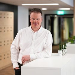 Simon Robb