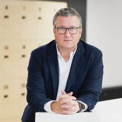 Steve Cummings headshot