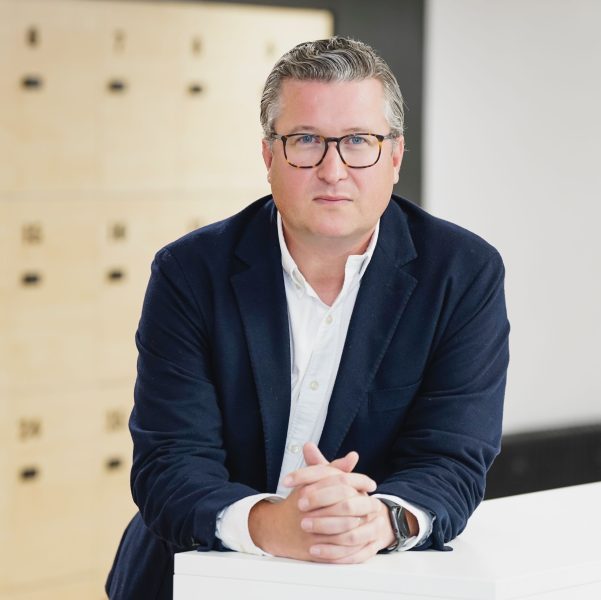 Steve Cummings headshot